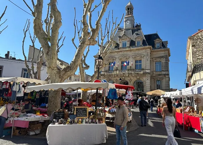 Ferienhaus Maison 5p - 5mn - Cour Privee - Climatisation